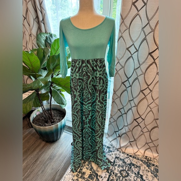Pinkblush long turquoise maternity dress size 1XL - Picture 1 of 5